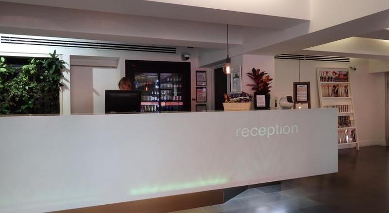 Cosmopolitan Hotel And Apartments Melbourne Exterior foto